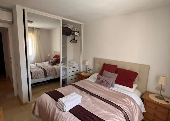 Beautiful2Beds-Near Coast With Pool And Balcony