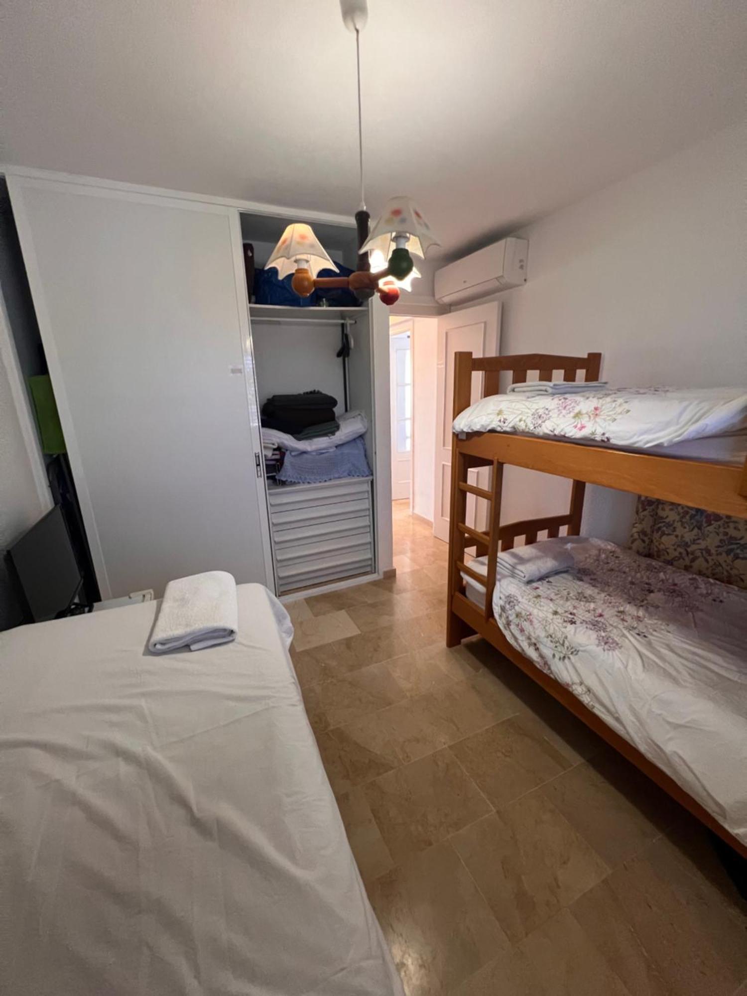 Beautiful2beds-near Coast With Pool And Balcony