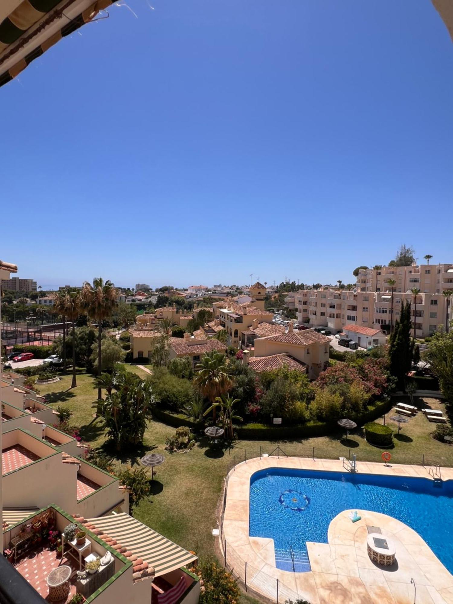 Apartment Beautiful2beds-near Coast With Pool And Balcony
